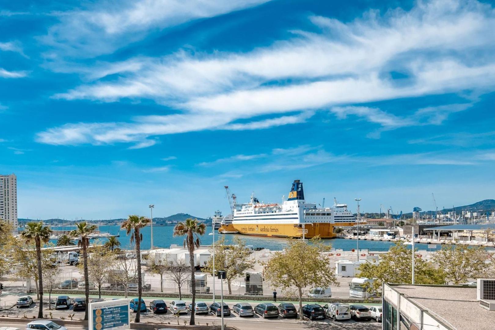 Air-Conditioned Apartment - Sea View Port تولون المظهر الخارجي الصورة